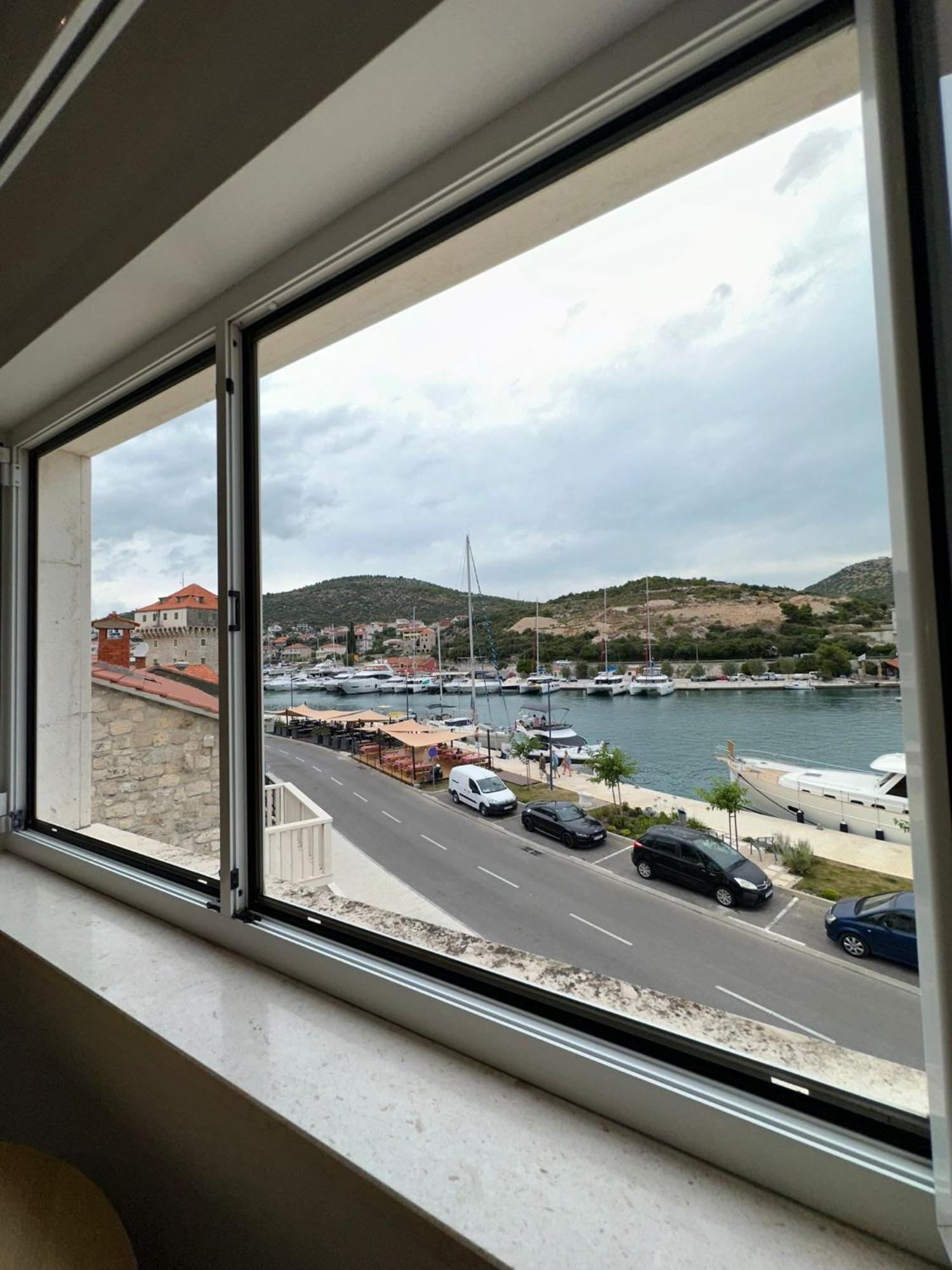 Apartments Zura Marina Ruang foto