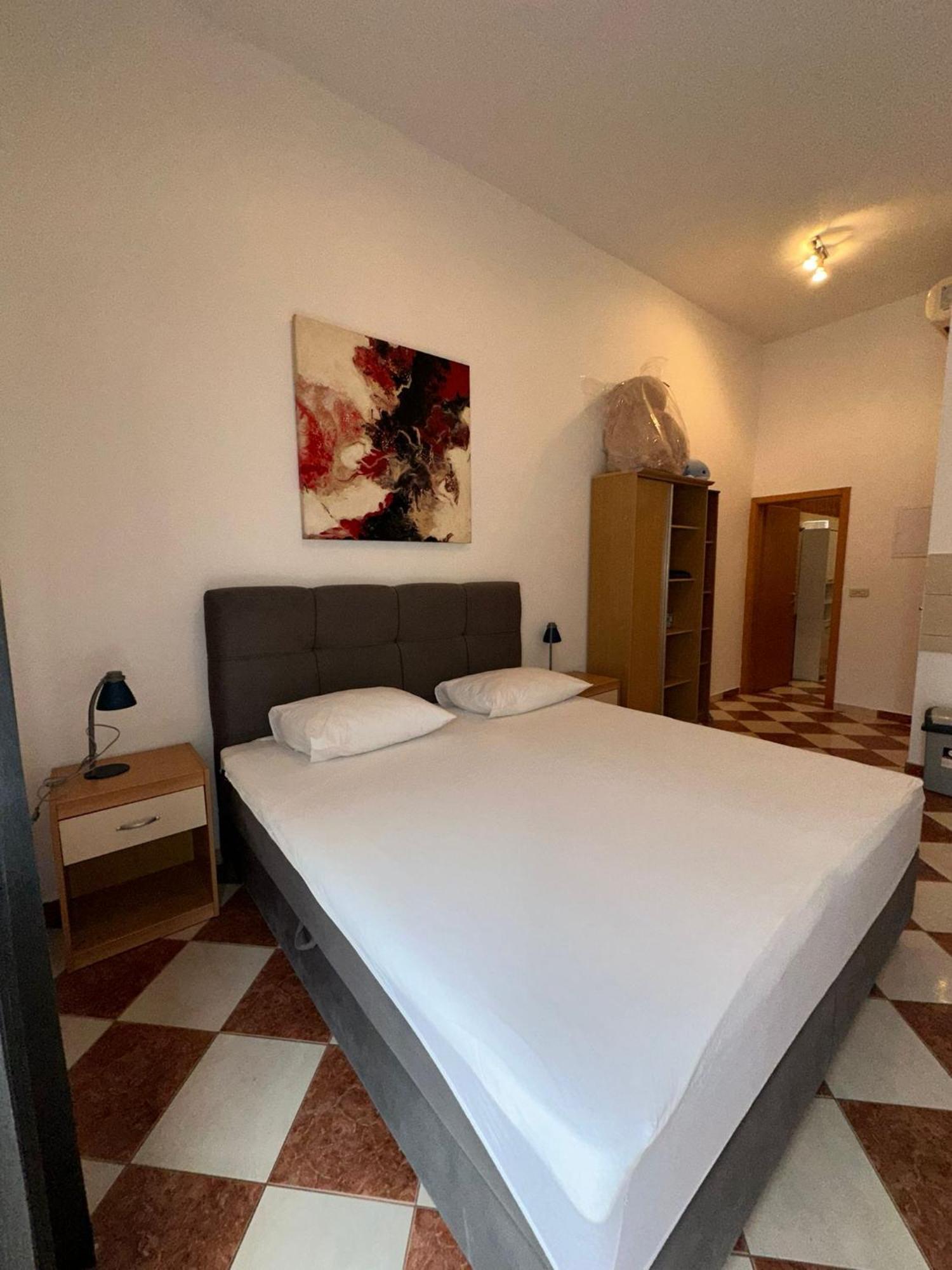 Apartments Zura Marina Ruang foto